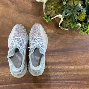 Yeezy 350 V2 Blue Tint